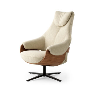Leolux cream lounge chair